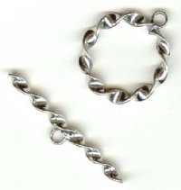 SS5010 18mm Sterling Silver Round Twisted Toggle 
